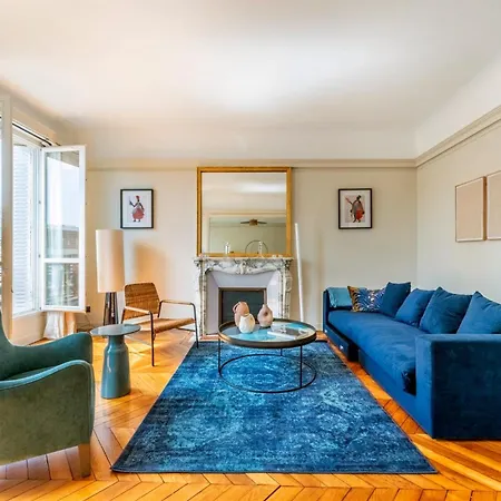 Renovated Family Flat - 3rd - Square Du Temple Apartment *