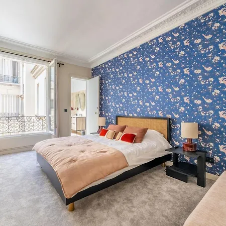 Apartment Renovated Family Flat - 3rd - Square Du Temple Paris